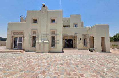 Villa - 5 Bedrooms - 6 Bathrooms for rent in Al Warqa'a 4 - Al Warqa'a - Dubai
