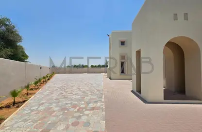 Villa - 5 Bedrooms - 6 Bathrooms for rent in Al Warqa'a 4 - Al Warqa'a - Dubai