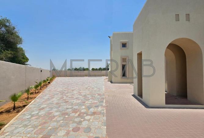 114173704 - Property Main Image