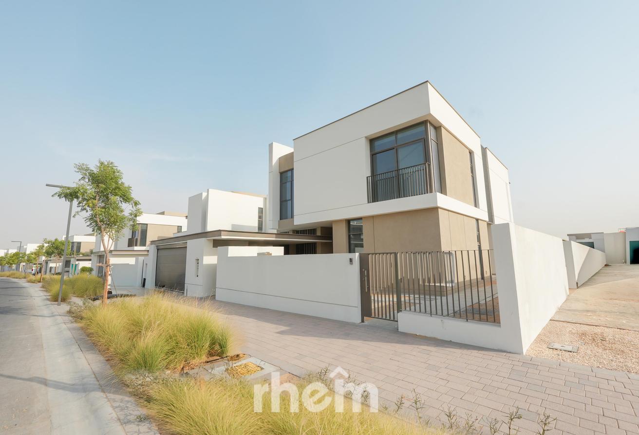 Elegance | Spacious Villa | Private Garden photo 17