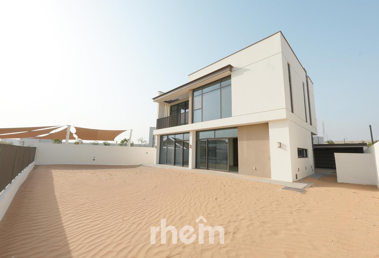 Elegance | Spacious Villa | Private Garden photo 15