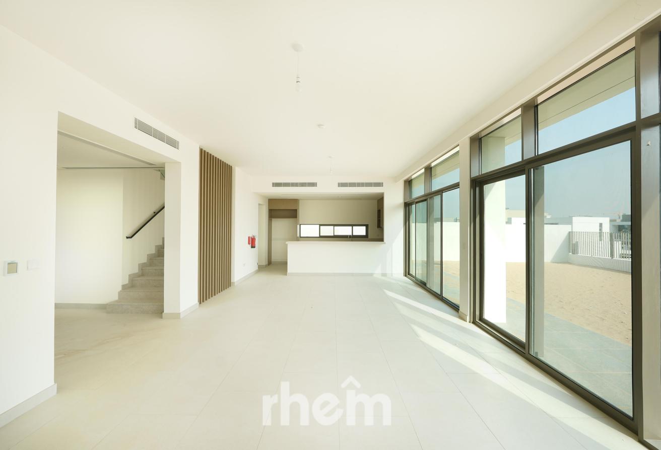 Elegance | Spacious Villa | Private Garden photo 19
