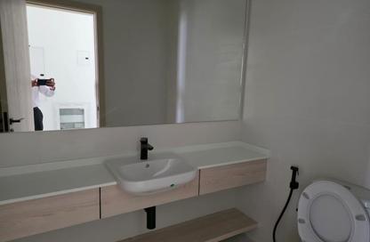 Apartment - 3 - 5 for sale in Al Khan - Sharjah Apartment - 3 - 5 for sale in Al Khan - Sharjah