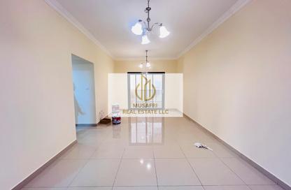 Apartment - 2 Bedrooms - 2 Bathrooms for rent in Muwailih Building - Muwaileh - Sharjah