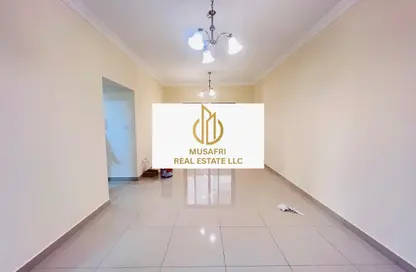Apartment - 2 Bedrooms - 2 Bathrooms for rent in Muwailih Building - Muwaileh - Sharjah