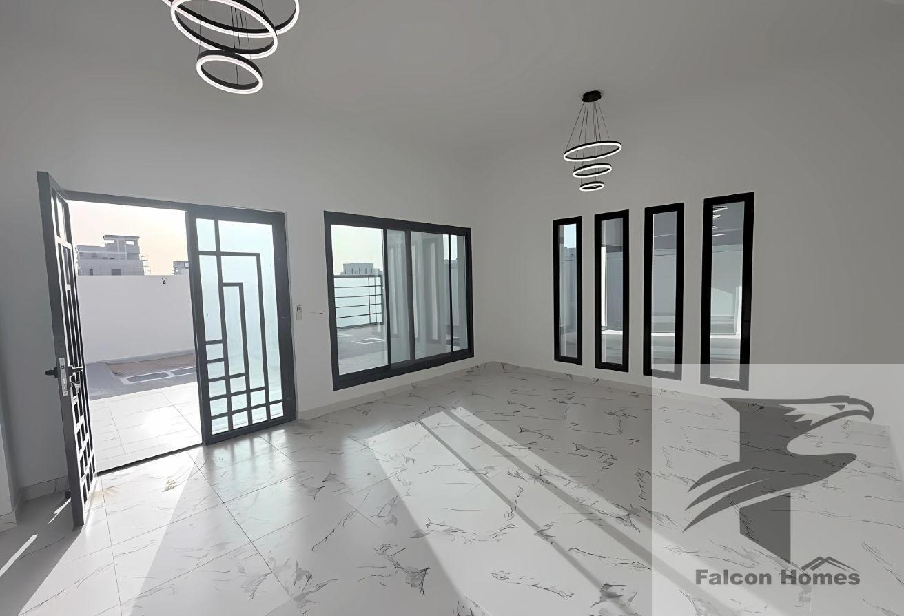 Brand New 4BR Villa with Elevator | Garden Area photo 3