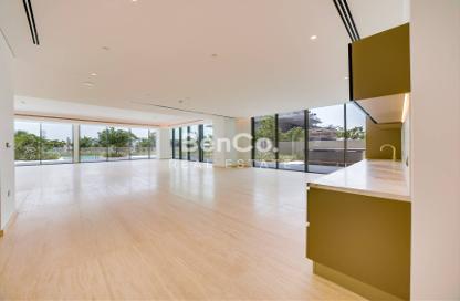 Apartment - 4 - 5 for rent in Serenia Living Tower 3 - Serenia Living - Palm Jumeirah - Dubai