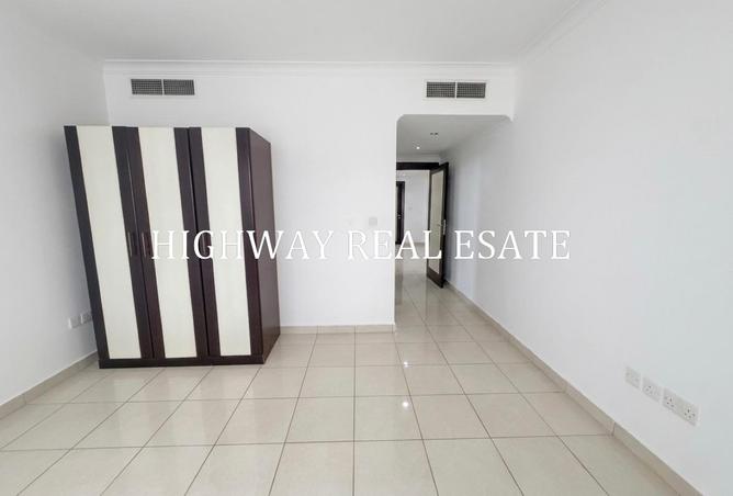 130658600 - Property Image 3
