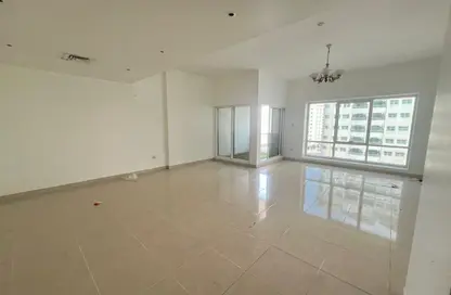 Apartment - 2 Bedrooms - 2 Bathrooms for rent in Dar Al Majaz - Jamal Abdul Nasser Street - Al Majaz - Sharjah