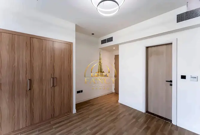 160100372 - Property Image 3