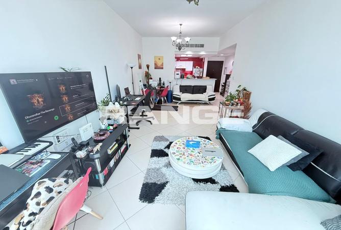 Vastu Unit I Upgraded I Furnished I Vacant