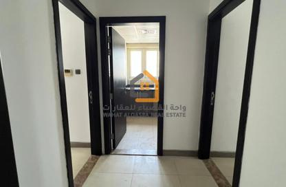 Apartment - 2 Bedrooms - 3 Bathrooms for rent in Rolla Area - Sharjah