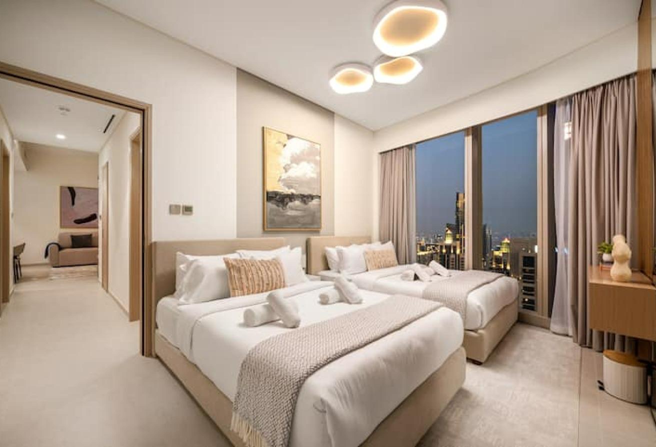Signature Grande | Furnished | All Bills photo 5