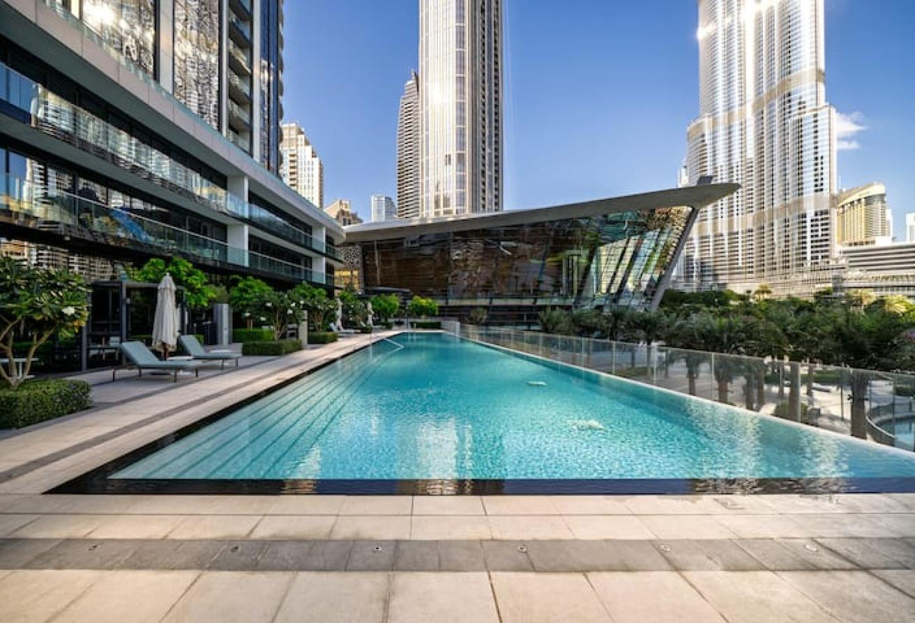 Signature Grande | Furnished | All Bills photo 19