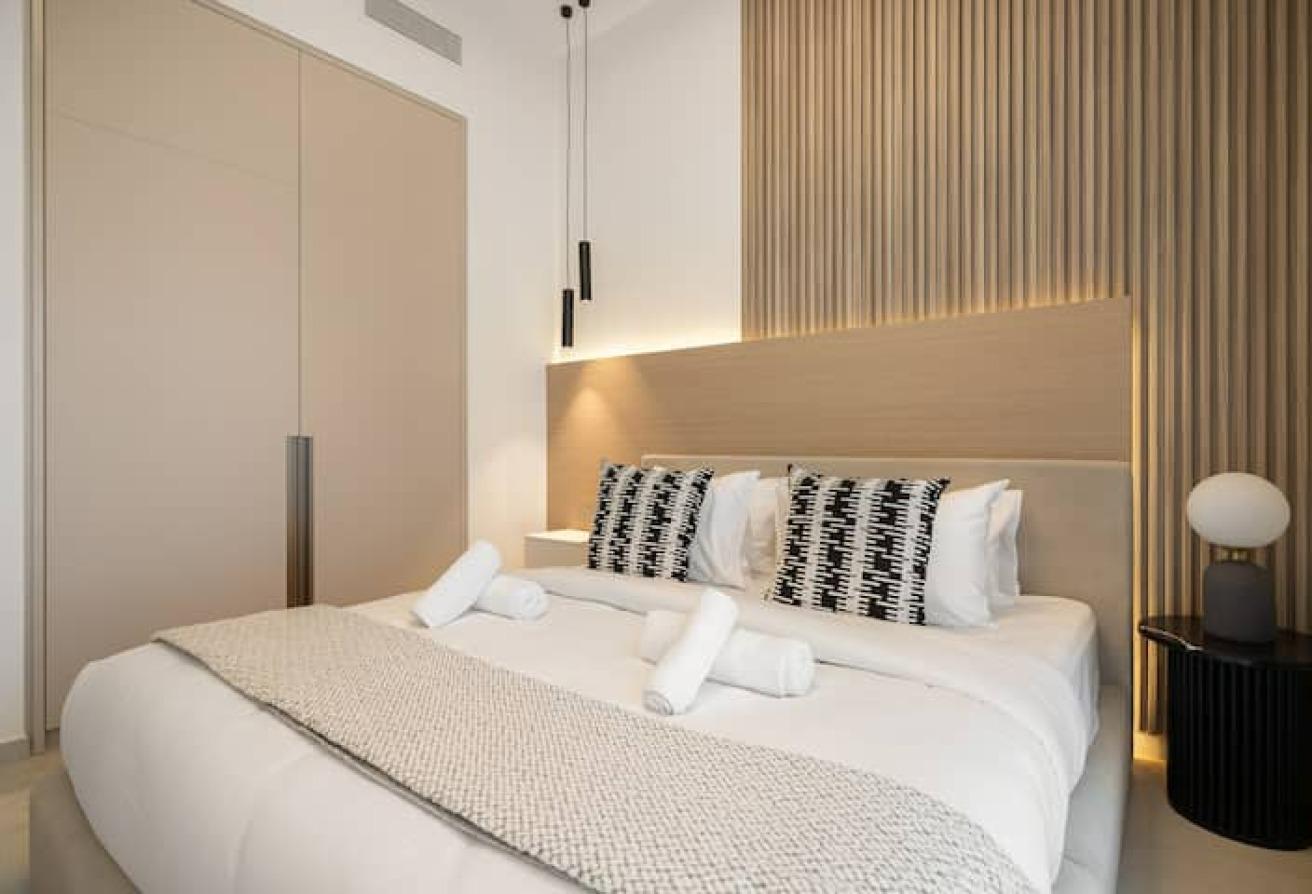 Signature Grande | Furnished | All Bills photo 10