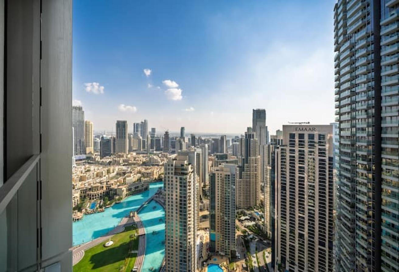 Signature Grande | Furnished | All Bills photo 14