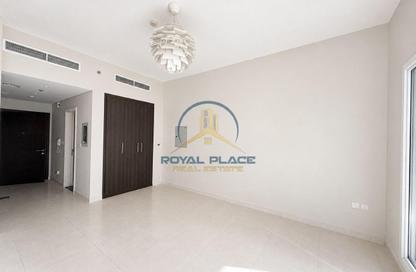 شقة - 1 حمام للايجار في كابا أكا 1 - منطقة سكنية - دبي الجنوب (مركز دبي العالمي) - دبي شقة - 1 حمام للايجار في كابا أكا 1 - منطقة سكنية - دبي الجنوب (مركز دبي العالمي) - دبي