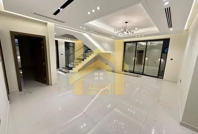 70294411 - صورة العقار 2
