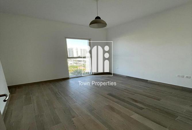 72725136 - Property Image 3