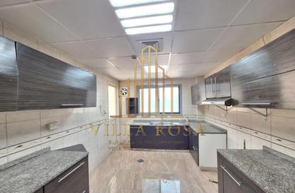 Apartment - 3 Bedrooms - 4 Bathrooms for sale in Al Majaz 3 - Al Majaz - Sharjah
