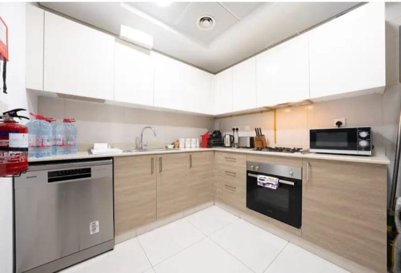 VACANT | FULLY FURNISHED | BURJ KHALIFA VIEW gallery image