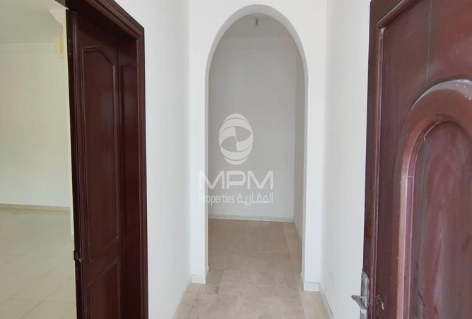 71085875 - صورة العقار 3