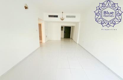 Apartment - 1 Bedroom - 2 Bathrooms for rent in Corniche Building - Umm Hurair 1 - Umm Hurair - Bur Dubai - Dubai
