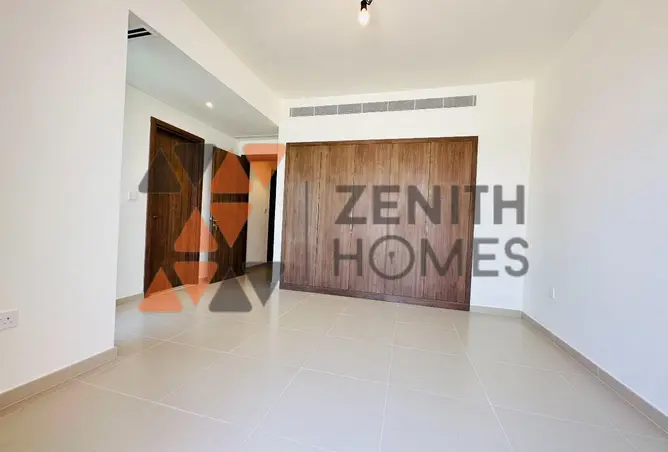 123841117 - Property Image 3