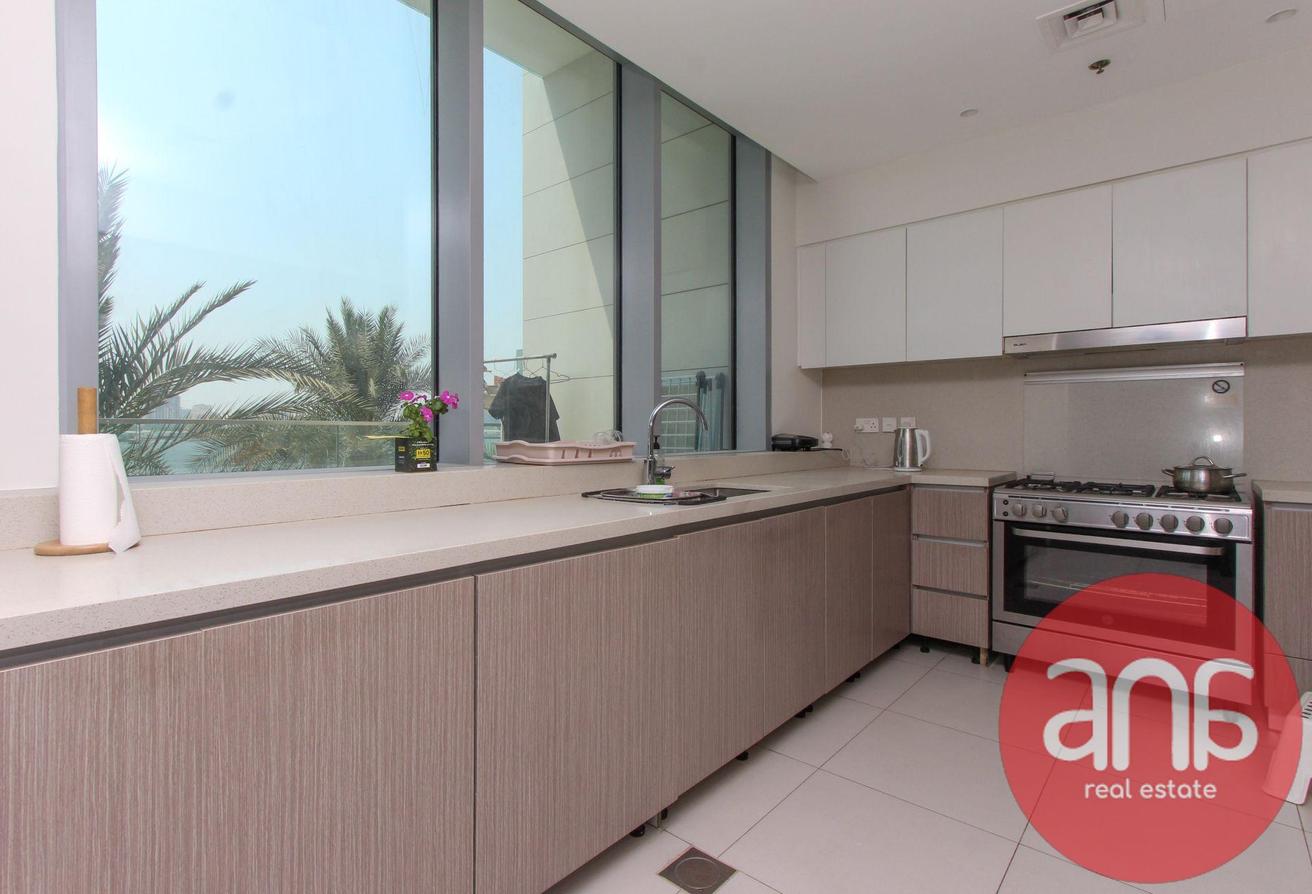 Burj View | 3 bed Townhouse | Vacant Now photo 4