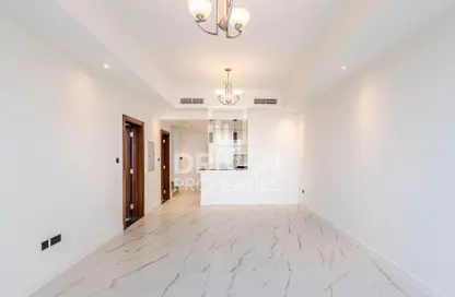 تاون هاوس - 3 غرف نوم - 4 حمامات للايجار في الحقول - المنطقة 11 - مدينة الشيخ محمد بن راشد - دبي