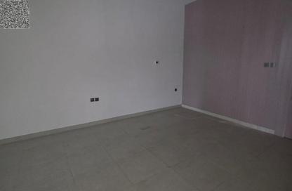 Shop - Studio - 1 Bathroom for rent in Al Jurf Industrial 2 - Al Jurf Industrial - Ajman
