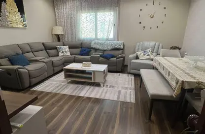 Apartment - 2 Bedrooms - 3 Bathrooms for sale in Al Majaz 3 - Al Majaz - Sharjah