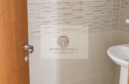Apartment - 2 - 3 for rent in Smart Tower 1 - Al Amerah - Ajman