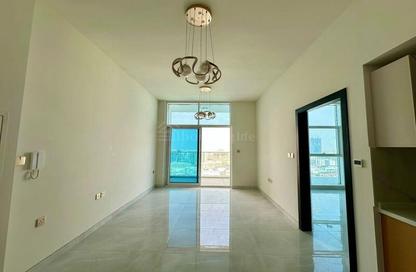 شقة - غرفة نوم - 1 حمام للبيع في سكايز من دانوب - ارجان - دبي