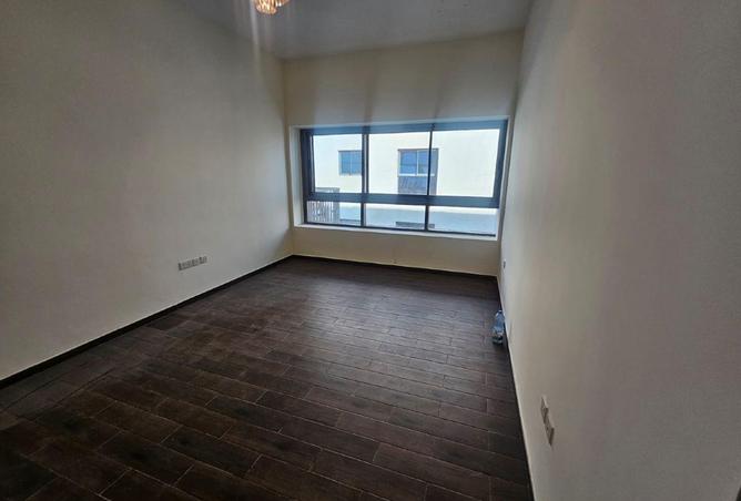 92272930 - Property Main Image