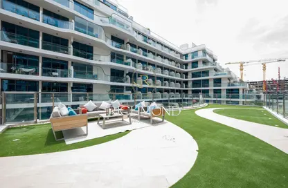 Apartment - 2 Bedrooms - 3 Bathrooms for rent in Samana Park Views - Arjan - Dubai