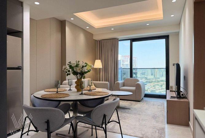 إطلالة على أفق المدينة | طابق مرتفع | مفروشة بالكامل |