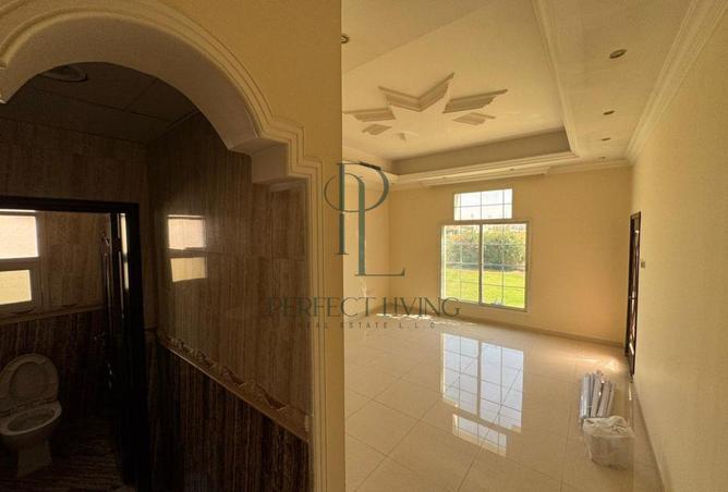 107313837 - Property Image 3