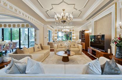 Villa - 5 Bedrooms - 6 Bathrooms for rent in Royal Residences Jumeirah Zabeel Saray - The Crescent - Palm Jumeirah - Dubai