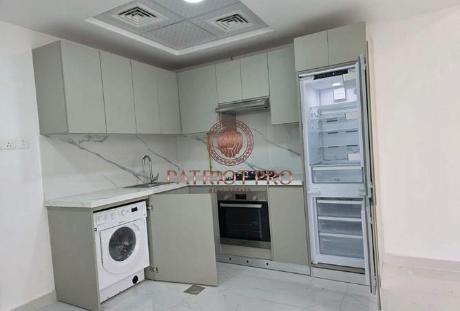 106423977 - Property Image 3