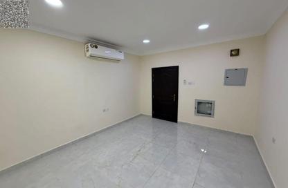 Apartment - 2 - 2 for rent in Al Nafoora 1 building - Al Rawda 2 - Al Rawda - Ajman Apartment - 2 - 2 for rent in Al Nafoora 1 building - Al Rawda 2 - Al Rawda - Ajman