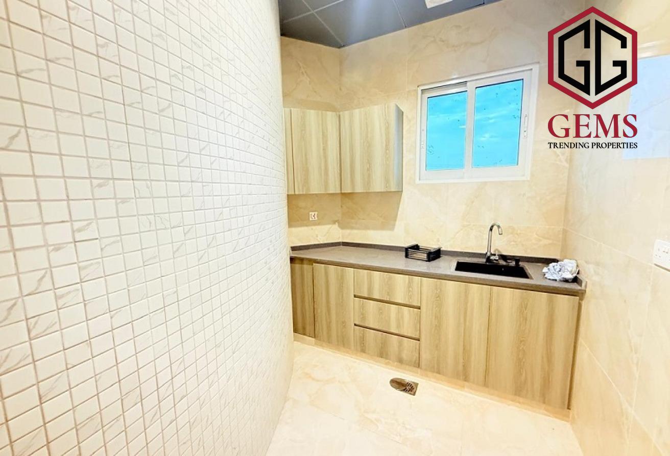 SPACIOUS | SERVANT BLOCK | GARDEN | BRIGHT AIRY photo 12