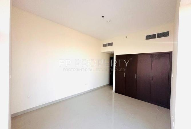 98680303 - Property Image 3