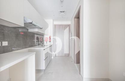 Apartment - Studio - 1 Bathroom for rent in SOL Avenue - Business Bay - Dubai