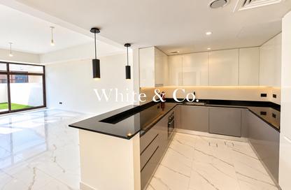 Villa - 4 - 5 for rent in Viridian at the Fields - The Fields - District 11 - Mohammed Bin Rashid City - Dubai