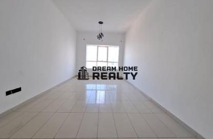 Apartment - 1 - 2 for rent in Palm Tower 3 - Palm Towers - Al Majaz - Sharjah