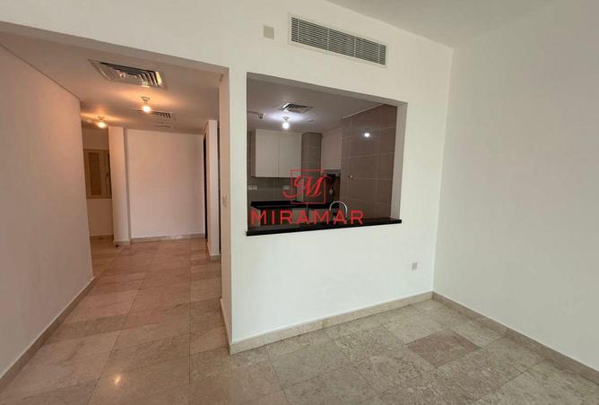 64404783 - Property Image 3