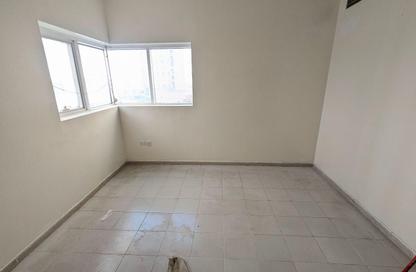 Apartment - 1 Bedroom - 1 Bathroom for rent in Al Qulaya'ah - Al Sharq - Sharjah