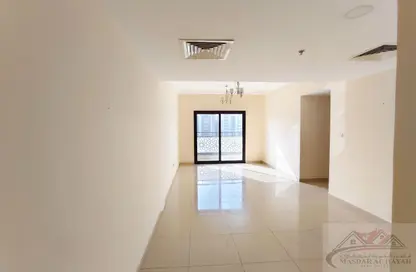 شقة - 2 غرف نوم - 3 حمامات للايجار في بناية مويليح 29 - مويلح - الشارقة