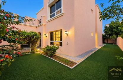 Villa - 4 - 5 for sale in Nad Al Sheba Villas - Nad Al Sheba 3 - Nad Al Sheba - Dubai Villa - 4 - 5 for sale in Nad Al Sheba Villas - Nad Al Sheba 3 - Nad Al Sheba - Dubai
